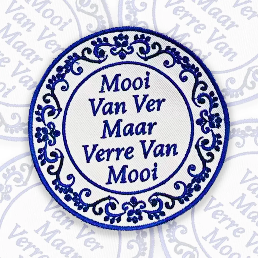 Mooi Van Ver Maar Verre Van Mooi Embleem